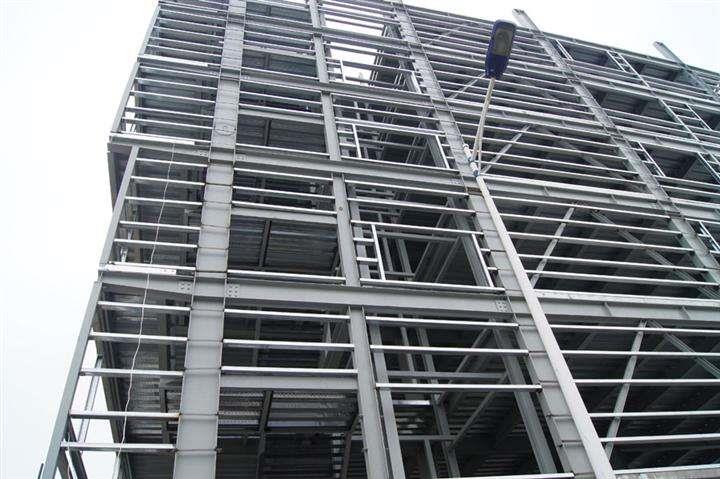 上虞高層鋼結構的支撐布置與構造需要符合哪些規范