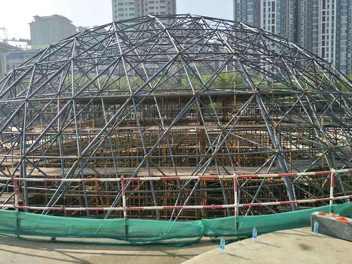 紅橋球形網架鋼結構施工